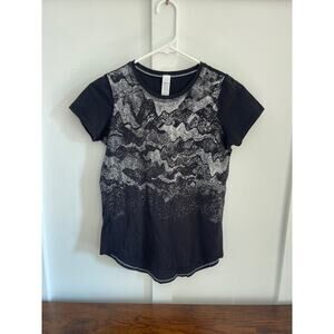 Ivivva girls 12 shirt